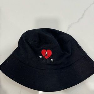 🖤Black Bad Bunny Heart Bucket Hat🖤